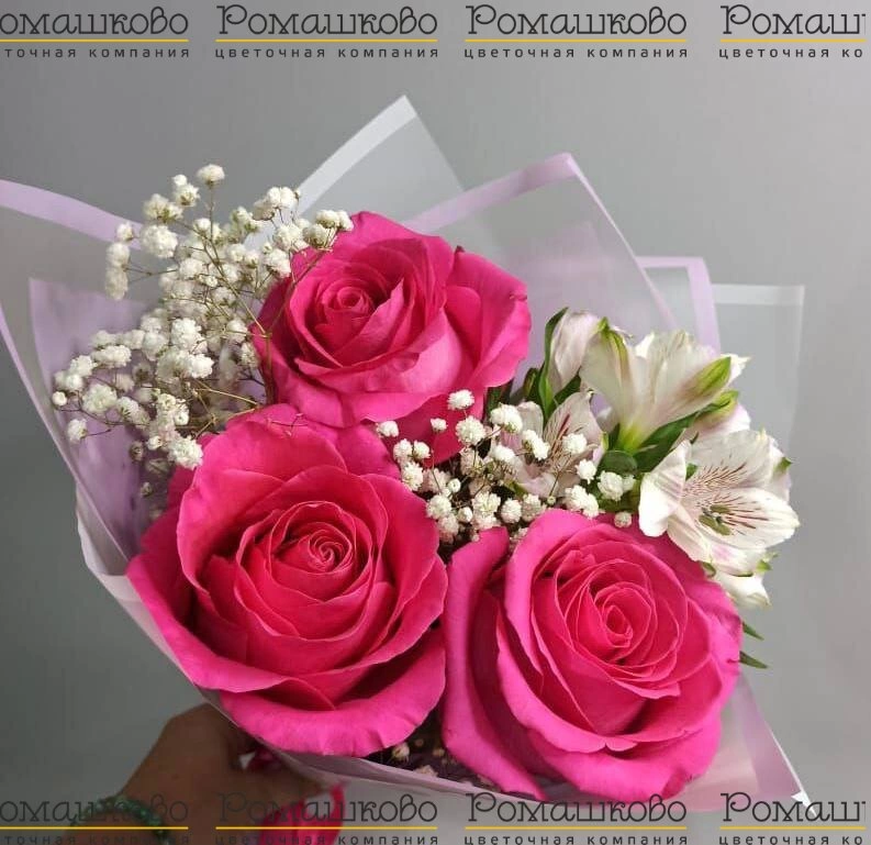 Букет «3 розы ТРИО» – заказать в Красноярске в компании «Ромашково»