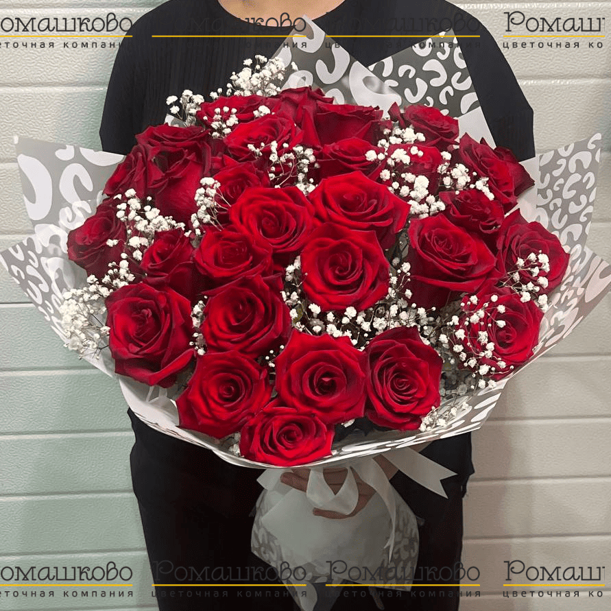 Букет из розы «Красное и белое»