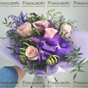 Превью Букет из орхидей «Космос между нами»