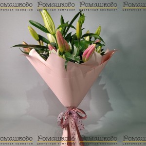 Превью Букет из лилий «Алиса в стране чудес»