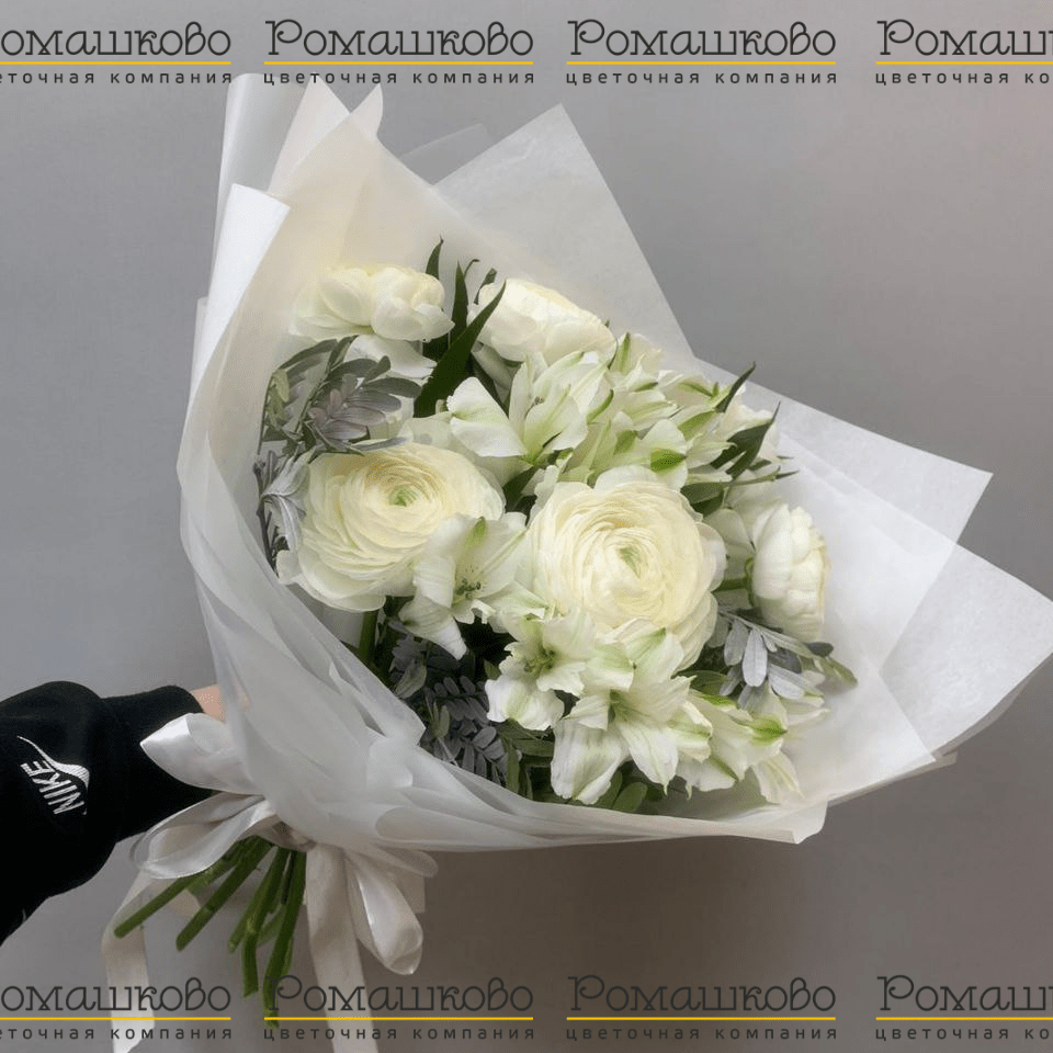 Букет из ранункулюсов «Мечтатели»