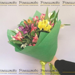 Превью Букет из альстромерий «Зеленая миля»