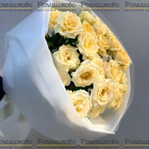 Превью Букет из кустовых роз «Зачарованные»