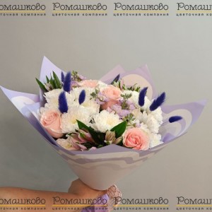 Превью Букет из хризантем «Мятный пух»