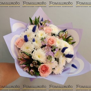 Превью Букет из хризантем «Мятный пух»