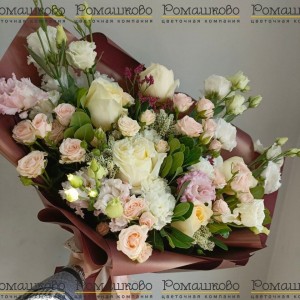 Превью Букет из кустовых роз «Агата кристи»