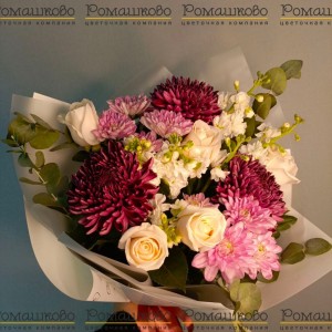 Превью Букет из хризантем «Императрица»