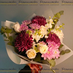 Превью Букет из хризантем «Императрица»