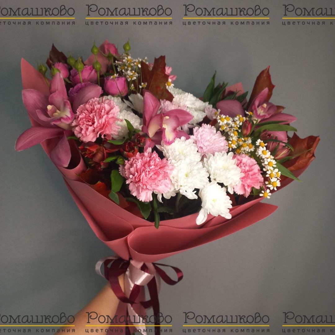 Букет из орхидей «Fall in love»