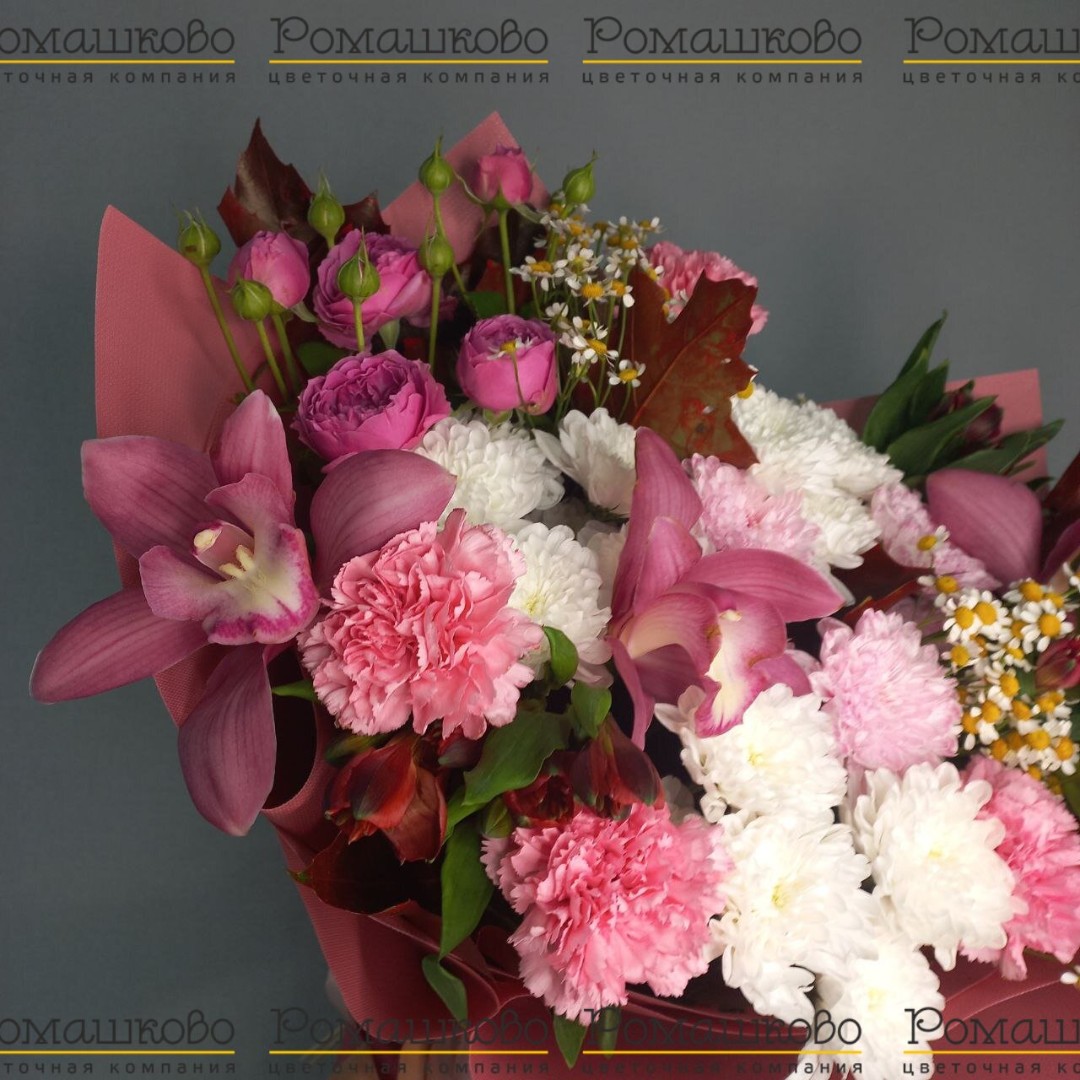 Букет из орхидей «Fall in love»