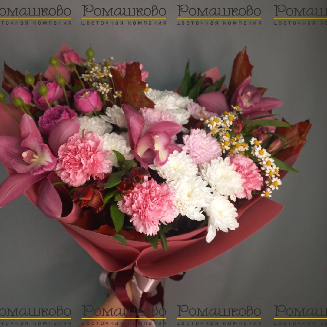 Букет из орхидей «Fall in love»