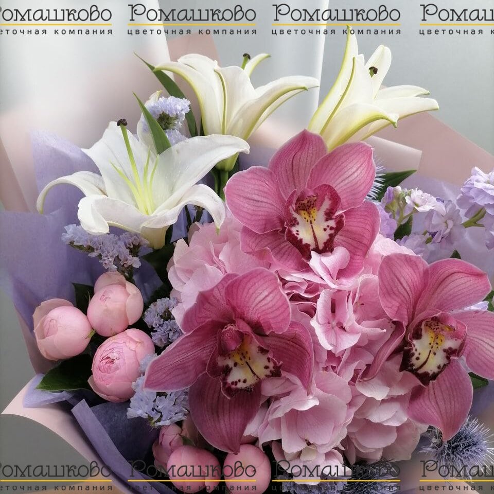 Букет из орхидей «Звездное небо»