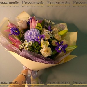 Превью Букет из лилий «Яркого дня»