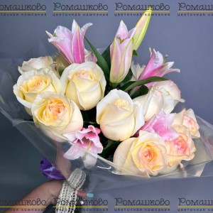 Превью Букет из лилий «Птица счастья»