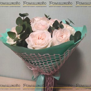 Превью Букет из роз «На краю моря»