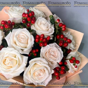 Превью Букет из роз «Нежные губы»