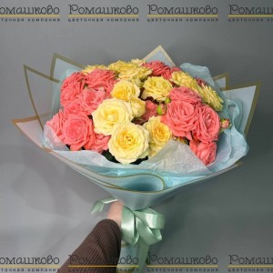 Превью Букет из кустовых роз «Палитра красок»