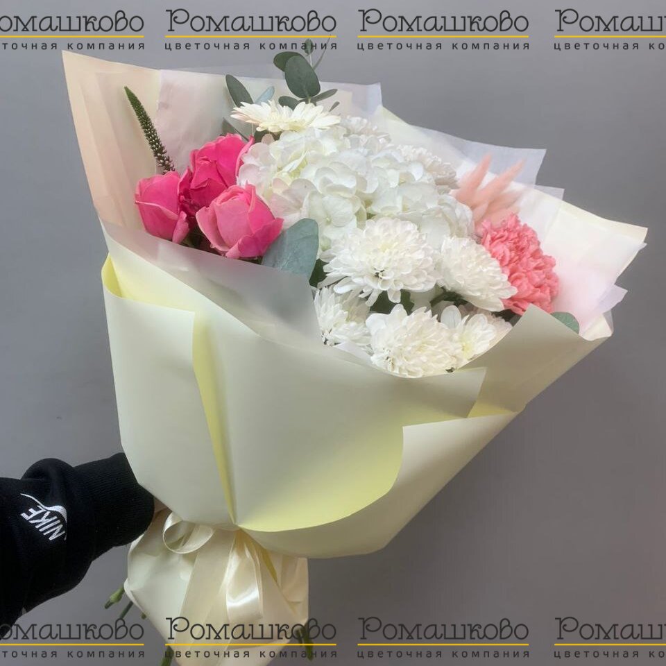 Букет из гортензий «Белые ночи»