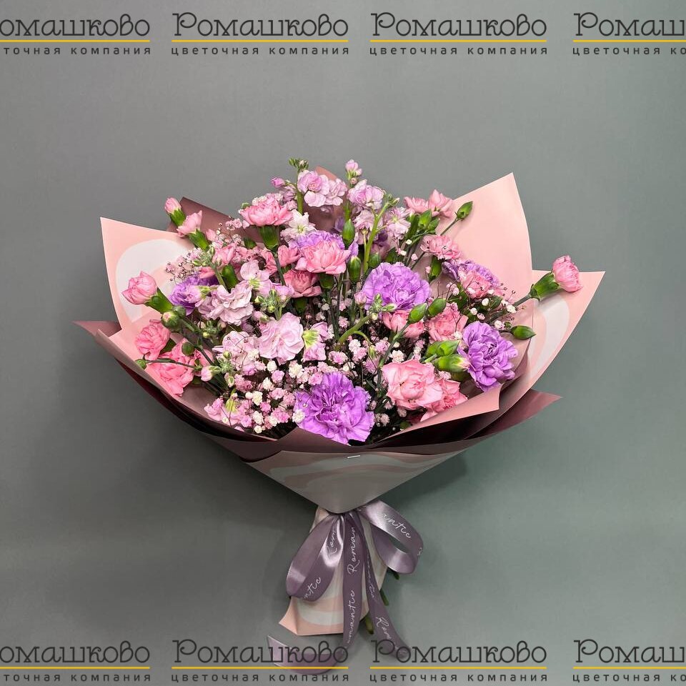 Букет из гвоздик «Аромат женщины»