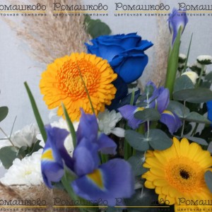 Превью Шляпная коробка с цветами «Элегантность»