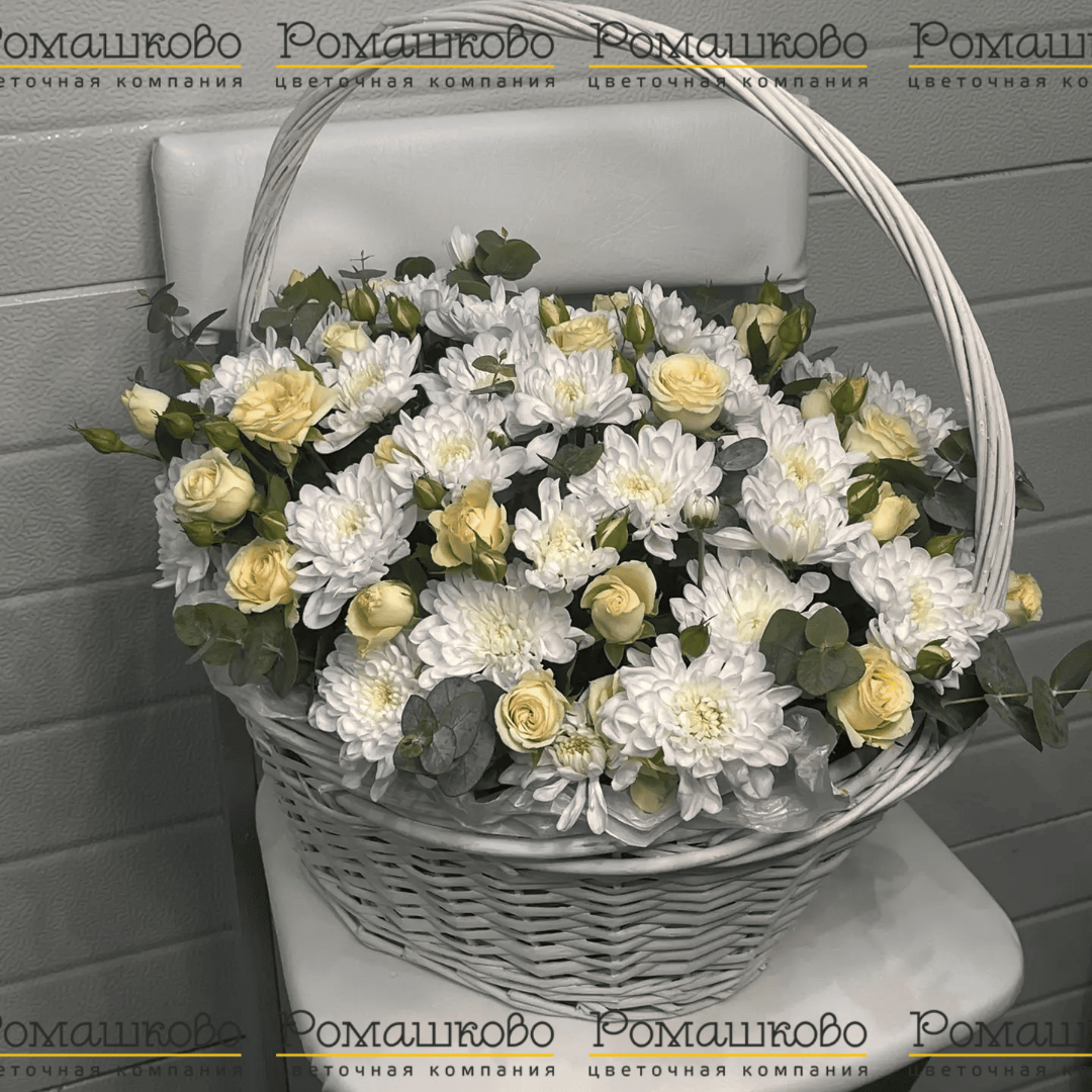 Корзина с цветами «Нежные цветы»