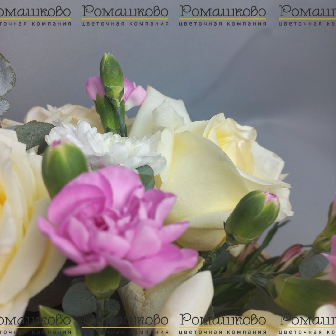 Корзина с цветами «Королева ангелов»