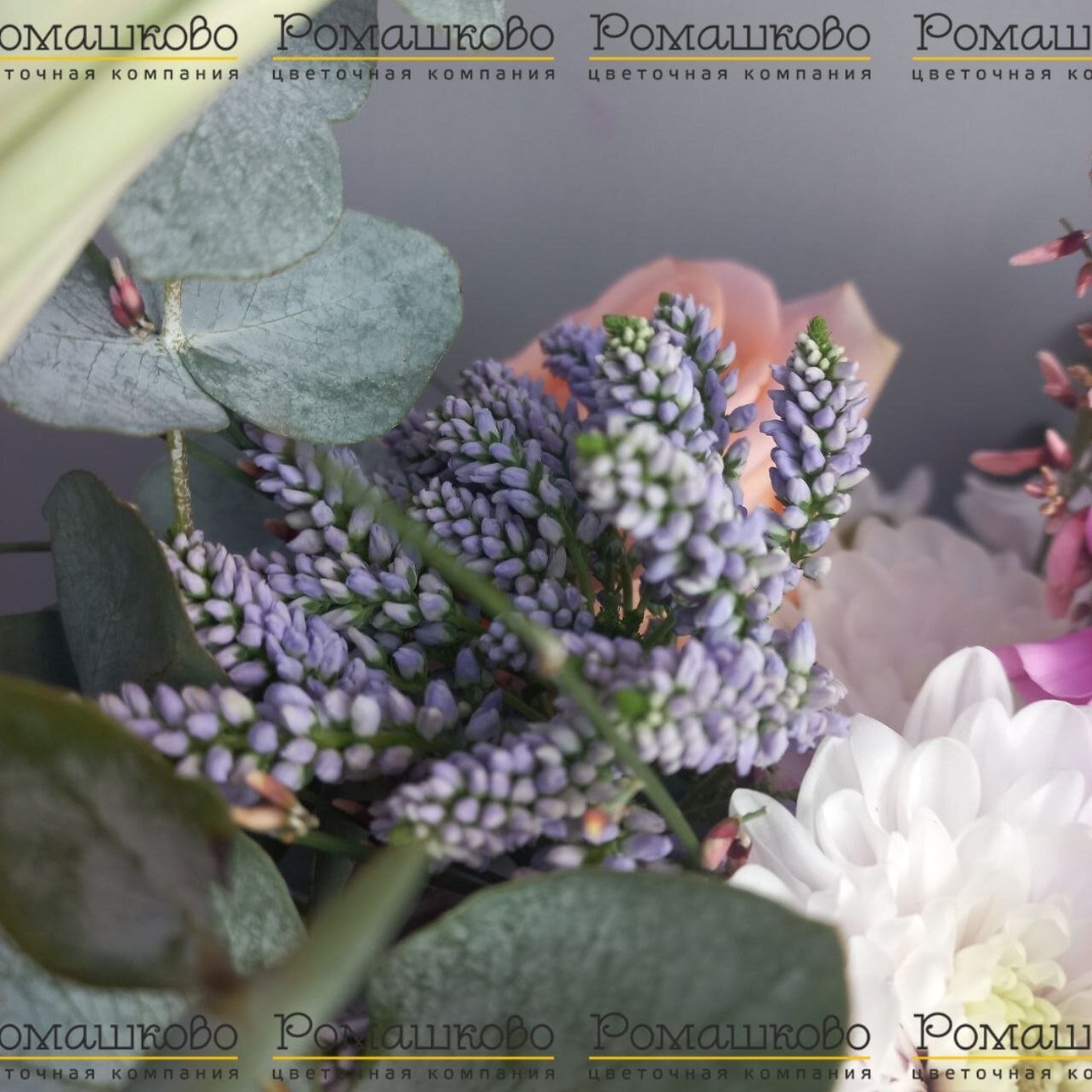 Корзина с цветами «Последняя тайна»