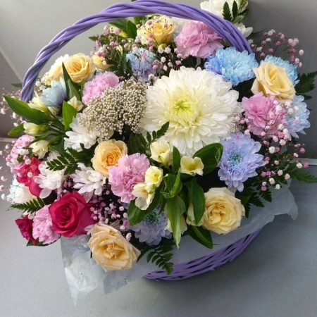 Корзина с цветами «Тайное желание» за 7 890 - «Ромашково» в Красноярске