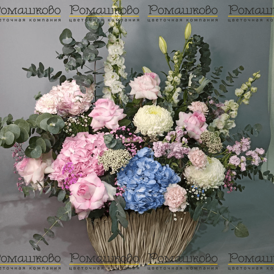 Корзина с цветами «Тайное желание»