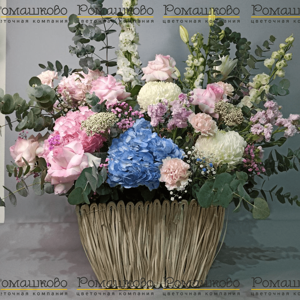 Корзина с цветами «Тайное желание»