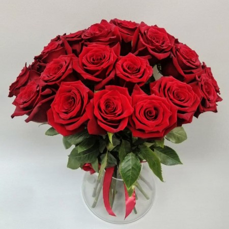 Букет из 25 красных роз Эксплорер за 3 200 - «Ромашково» в Красноярске