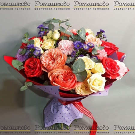 Букет из  пионовидных роз