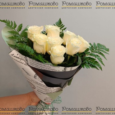 Букет из 9 белых роз в крафте за 3 380 - «Ромашково» в Красноярске