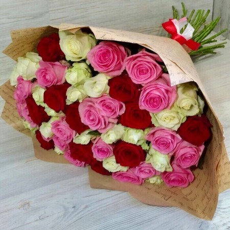 Букет микс из 51 розы (70 см) за 15 750 - «Ромашково» в Красноярске