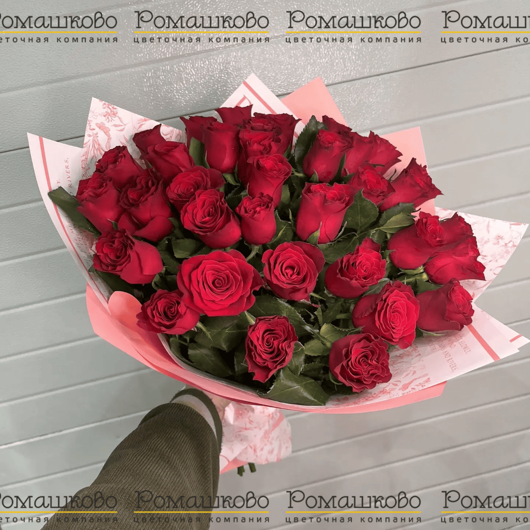 Букет из 35 красных роз