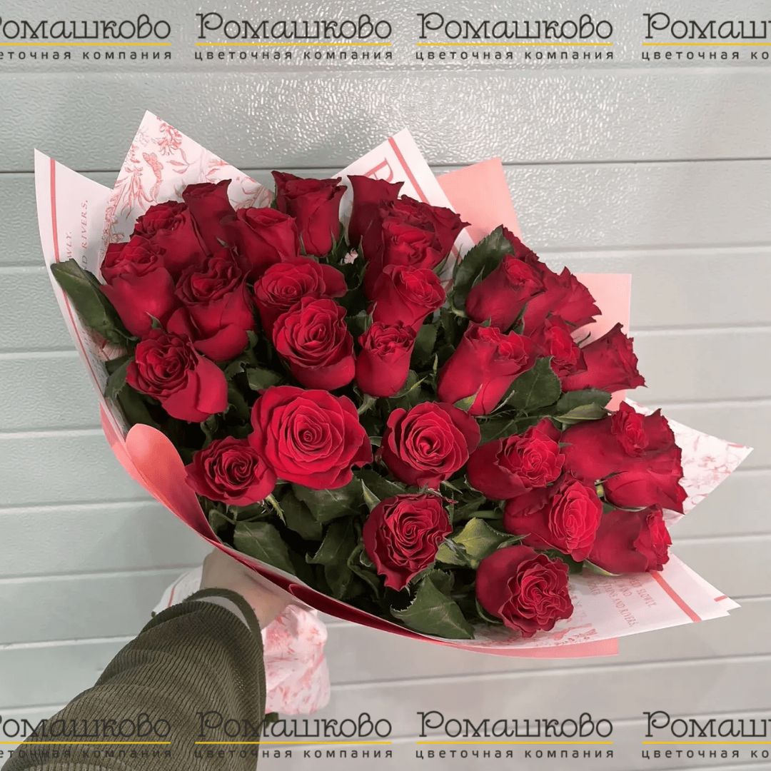 Букет из 35 красных роз