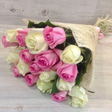 Букет из 19 бело-розовых роз за 5 150 - «Ромашково» в Красноярске