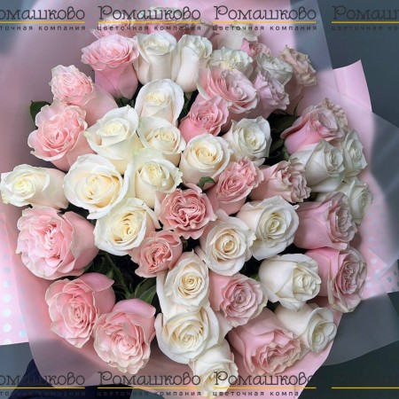Букет из 51 бело-розовой розы (50см) за 18 370 - «Ромашково» в Красноярске