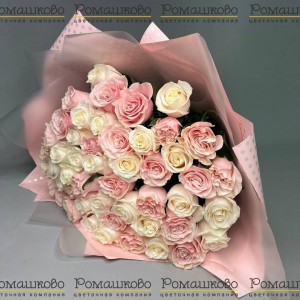 Превью Букет из 51 бело-розовой розы (50см)