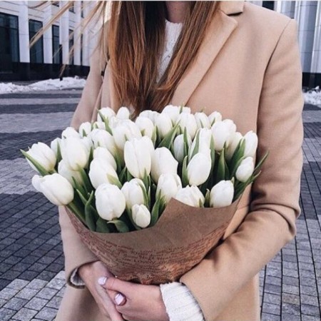 Букет из 49 белых тюльпанов за 9 270 - «Ромашково» в Красноярске