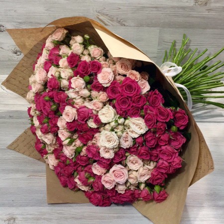 Букет из 49 веточек кустовых роз за 15 800 - «Ромашково» в Красноярске