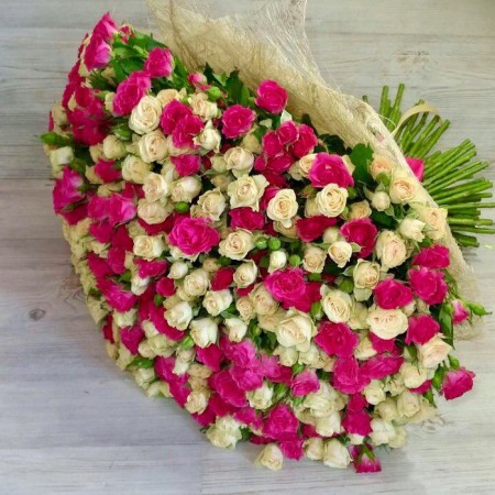 Букет из 101 розово-белой розы за 46 120 - «Ромашково» в Красноярске