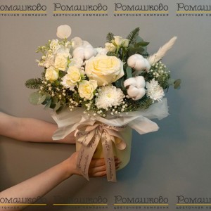 Превью Шляпная коробка цветов «Зимнее серебро»