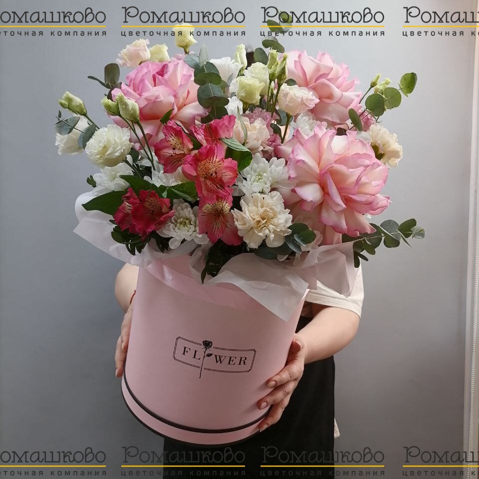 Шляпная коробка цветов «Ясное утро»