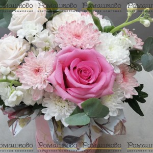 Превью Шляпная коробка цветов «Летний вечер»