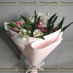Превью Букет мини из альстромерий «Мадемуазель»