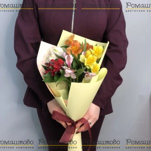 Превью Букет мини из альстромерий «Мадемуазель»