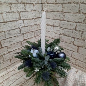 Превью Новогодняя композиция с белыми свечами