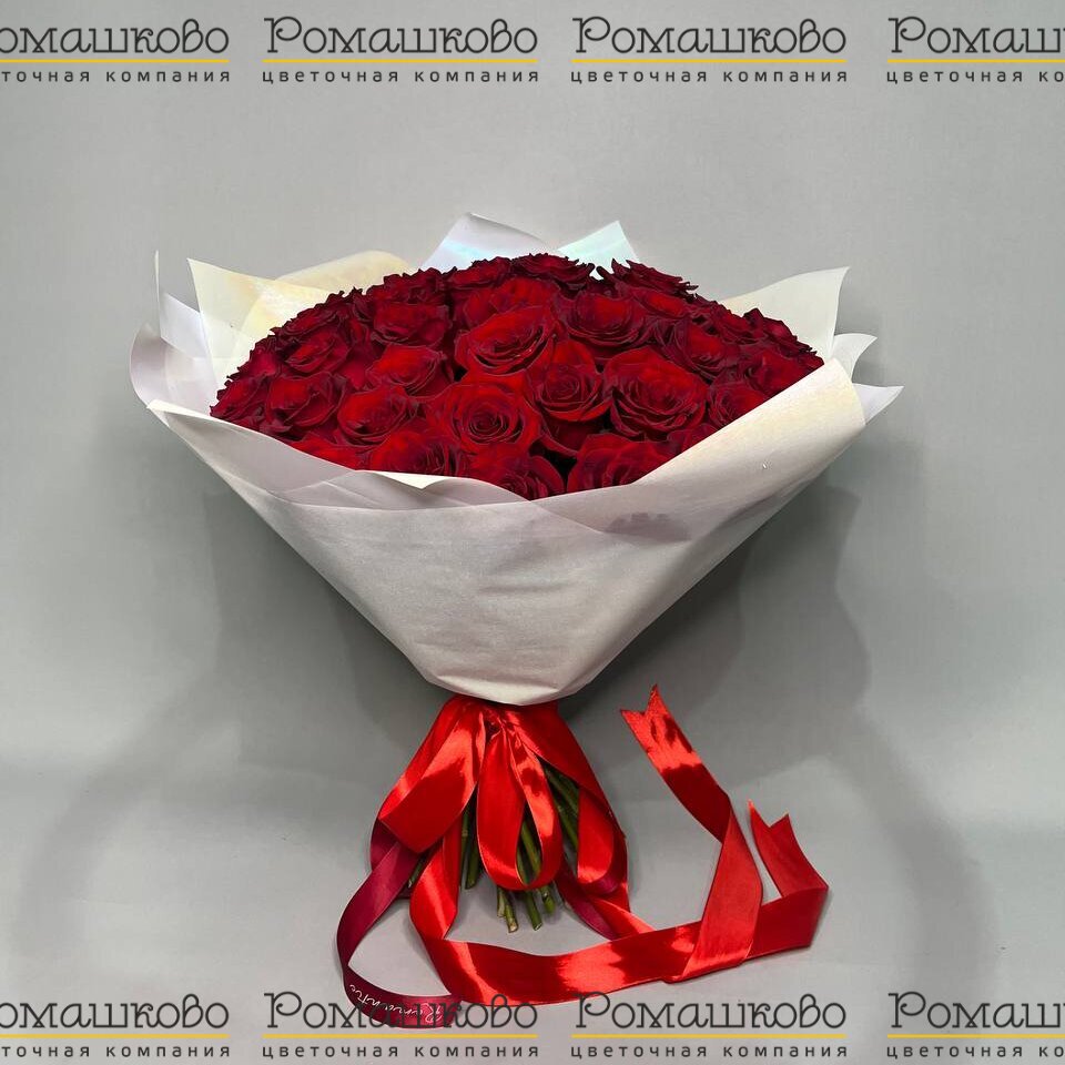 Букет из 51 розы в упаковке (50см)