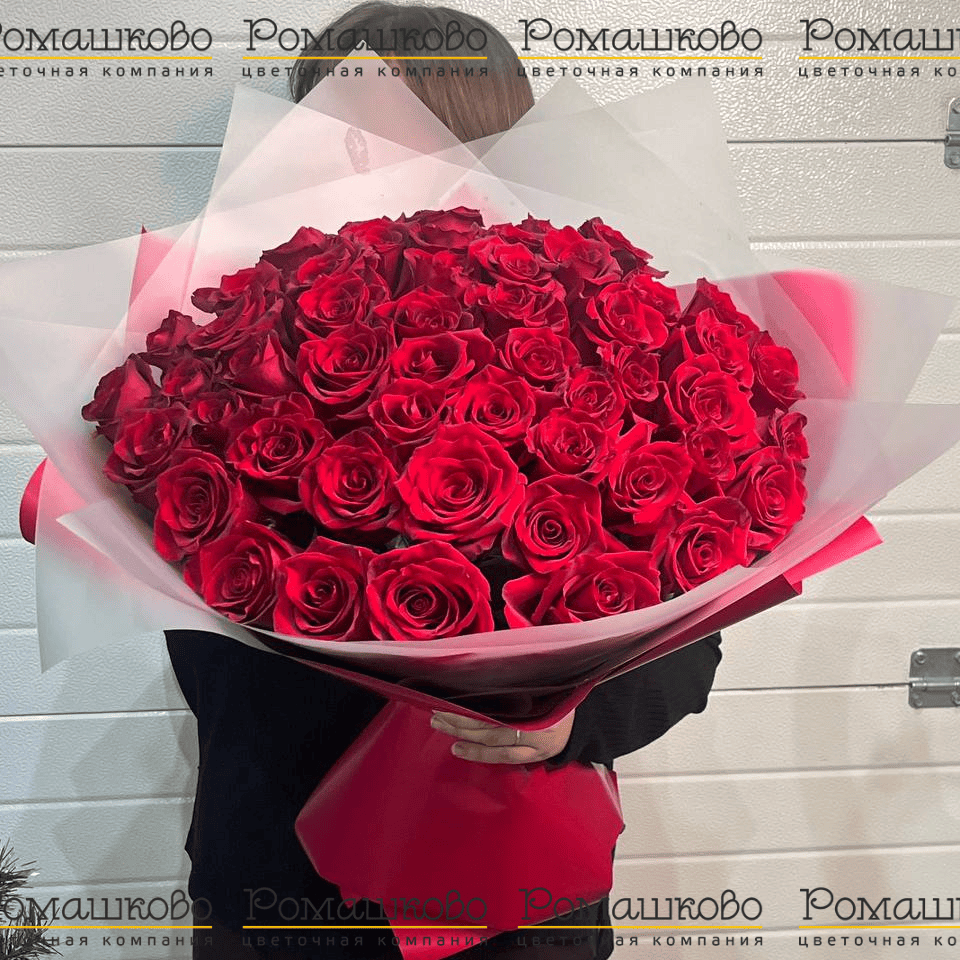 Букет из 51 розы в упаковке (50см)